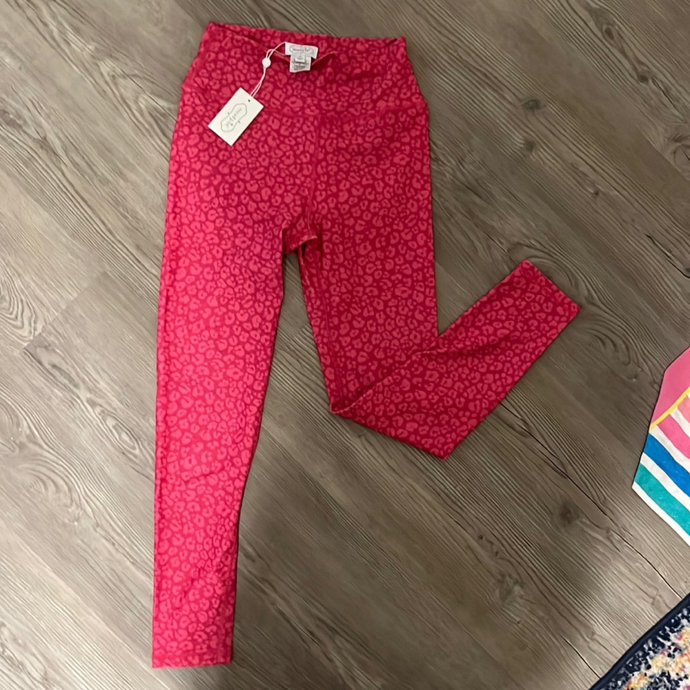 New, with tags, hot pink leopard leggings.
